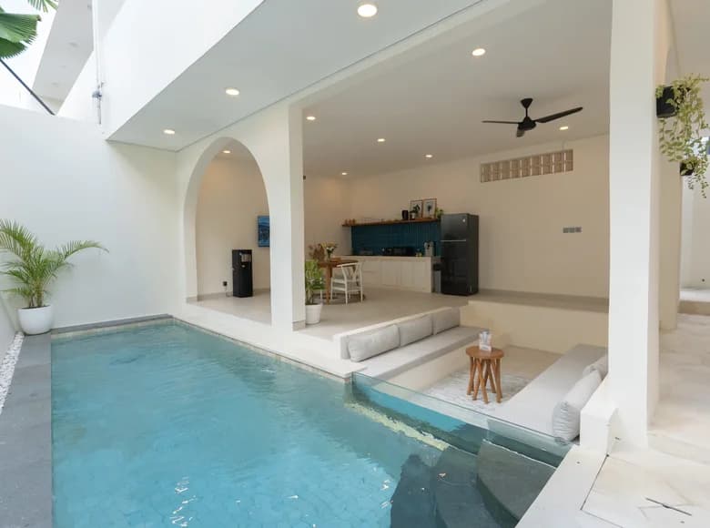 2 bedroom apartment 157 m² Tibubeneng, Indonesia